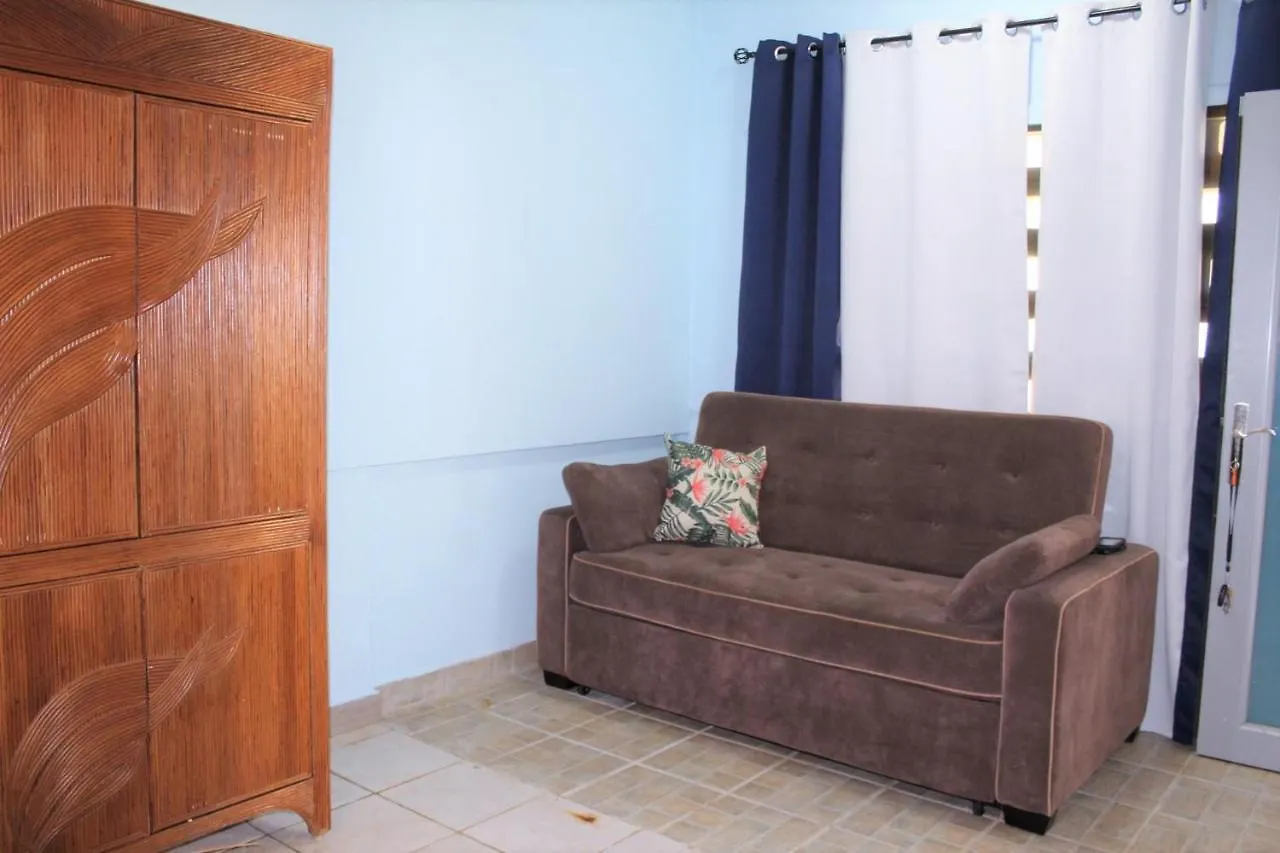 Beachfront Studio In Агуада